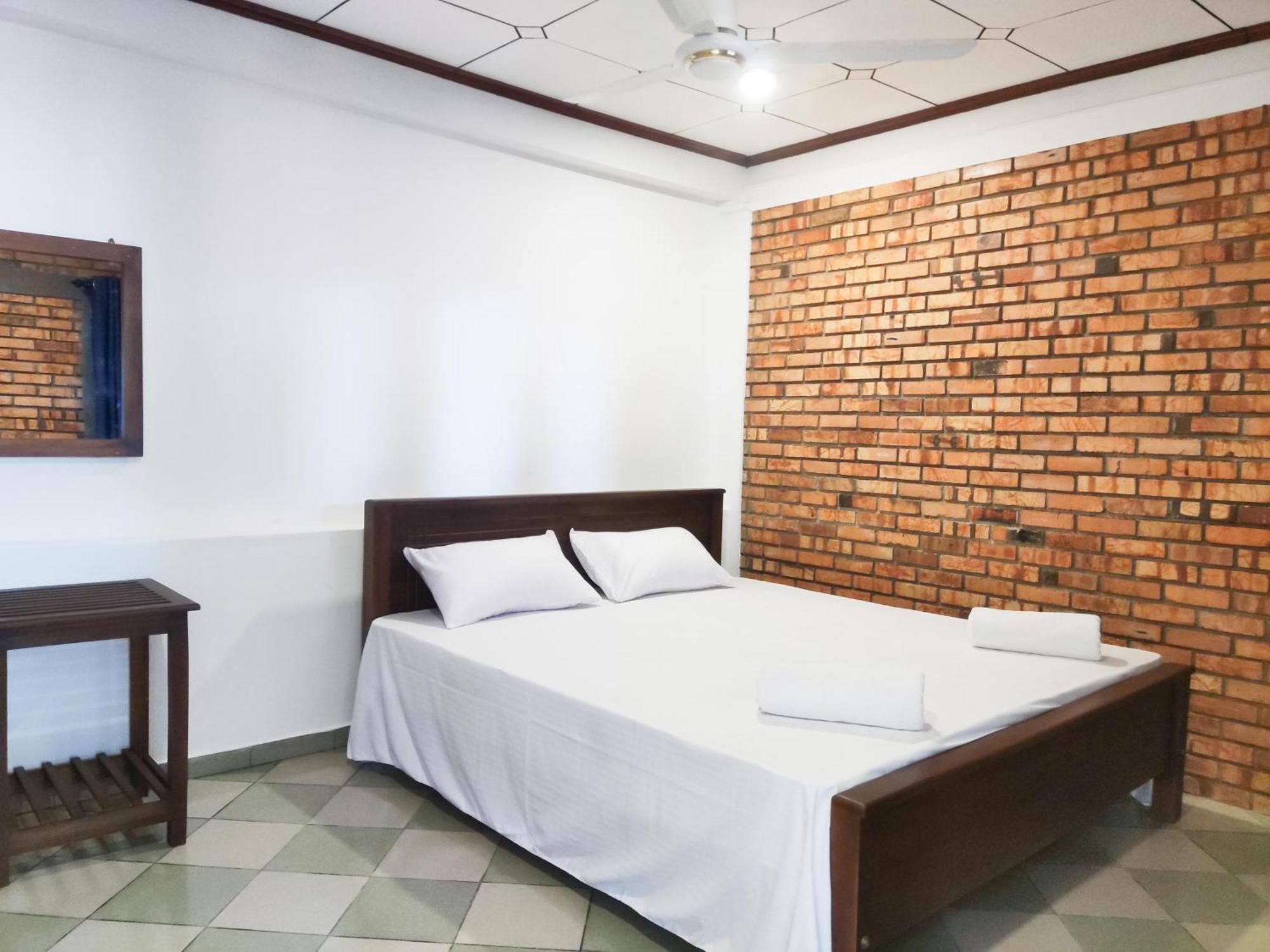 Chandra Holiday Home Диквелла Экстерьер фото