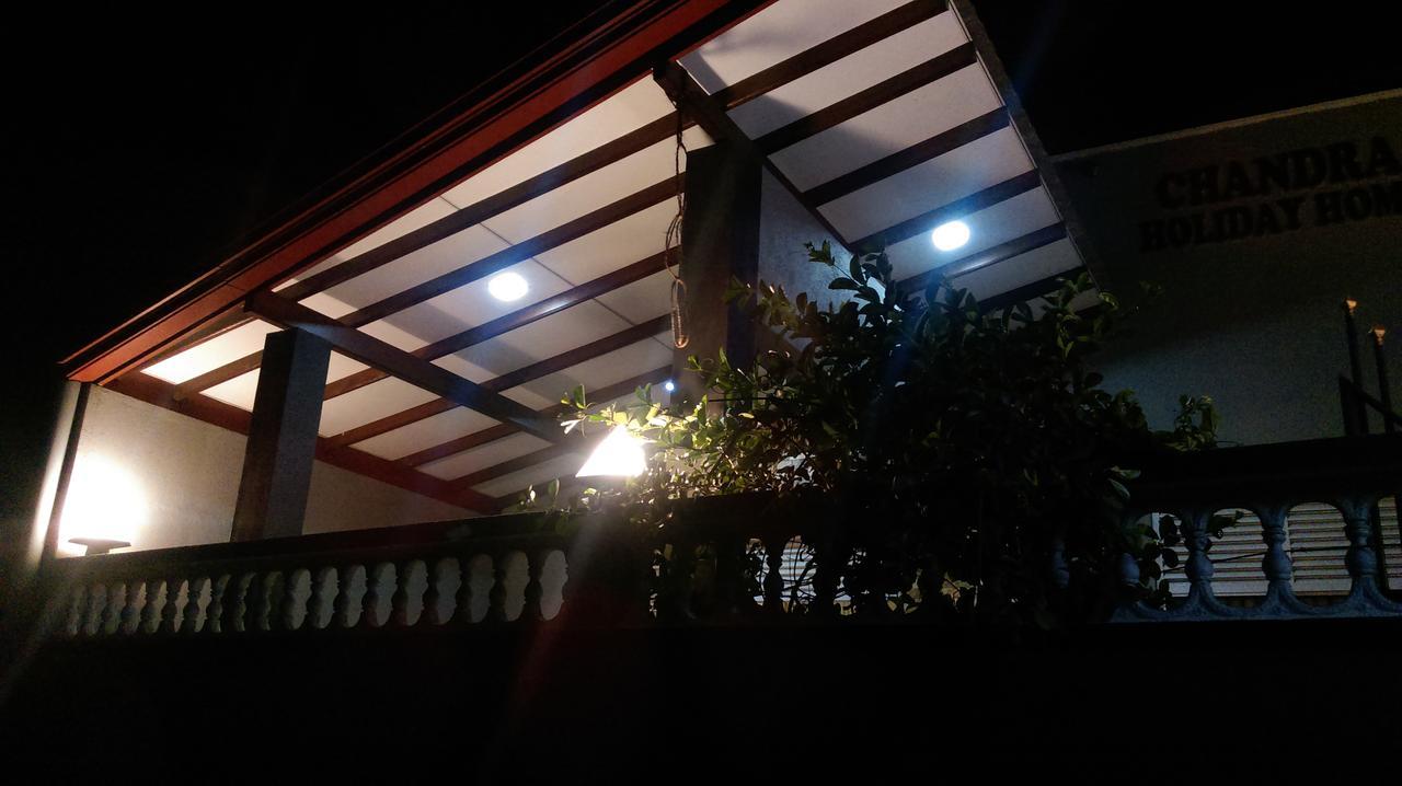 Chandra Holiday Home Диквелла Экстерьер фото
