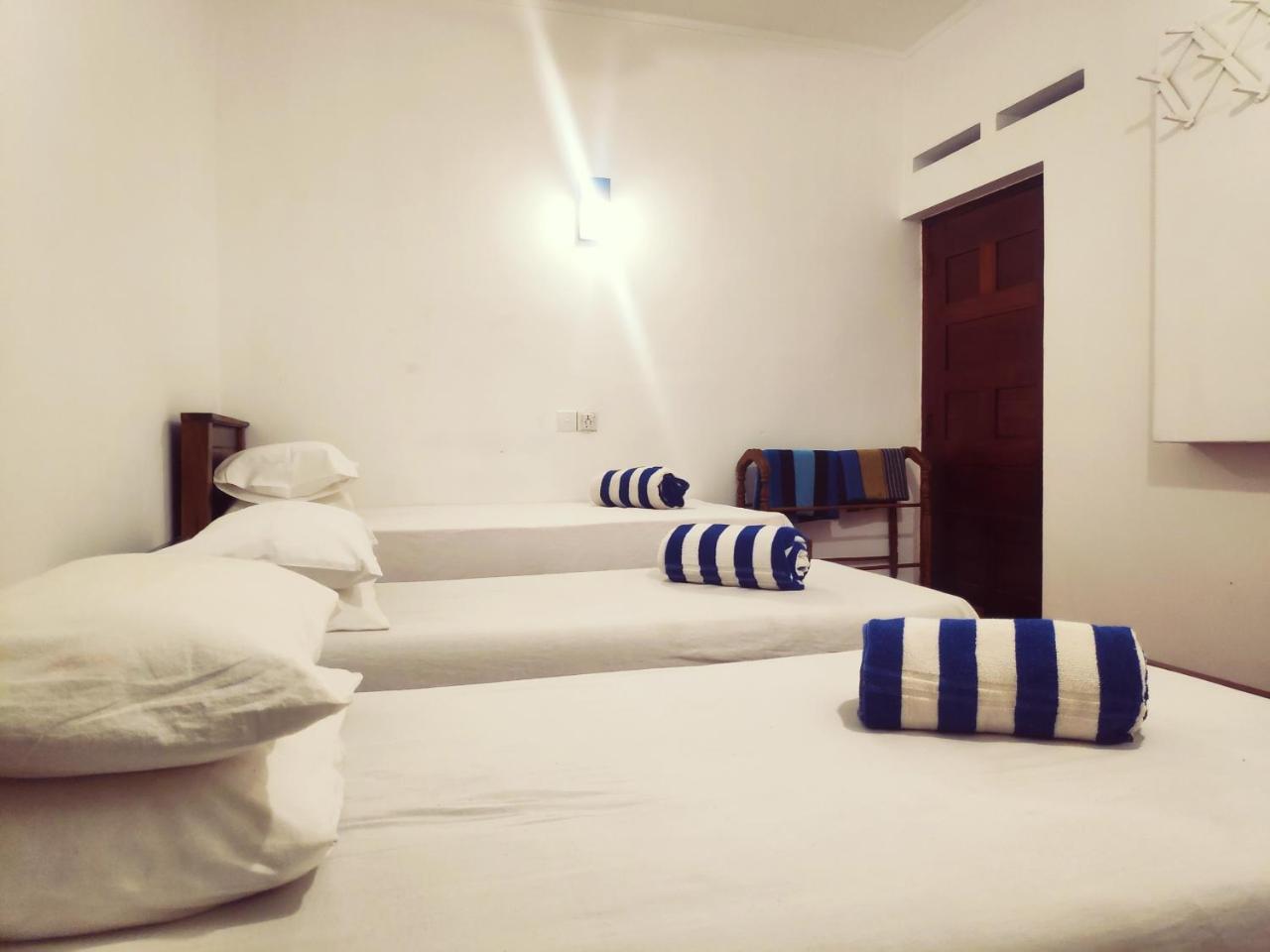 Chandra Holiday Home Диквелла Экстерьер фото